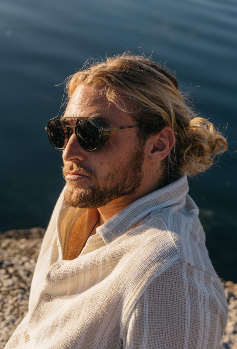 miami-vulcan-modelo-gafas-de-sol-grandes-y-redondas-tendencia-verano-2023